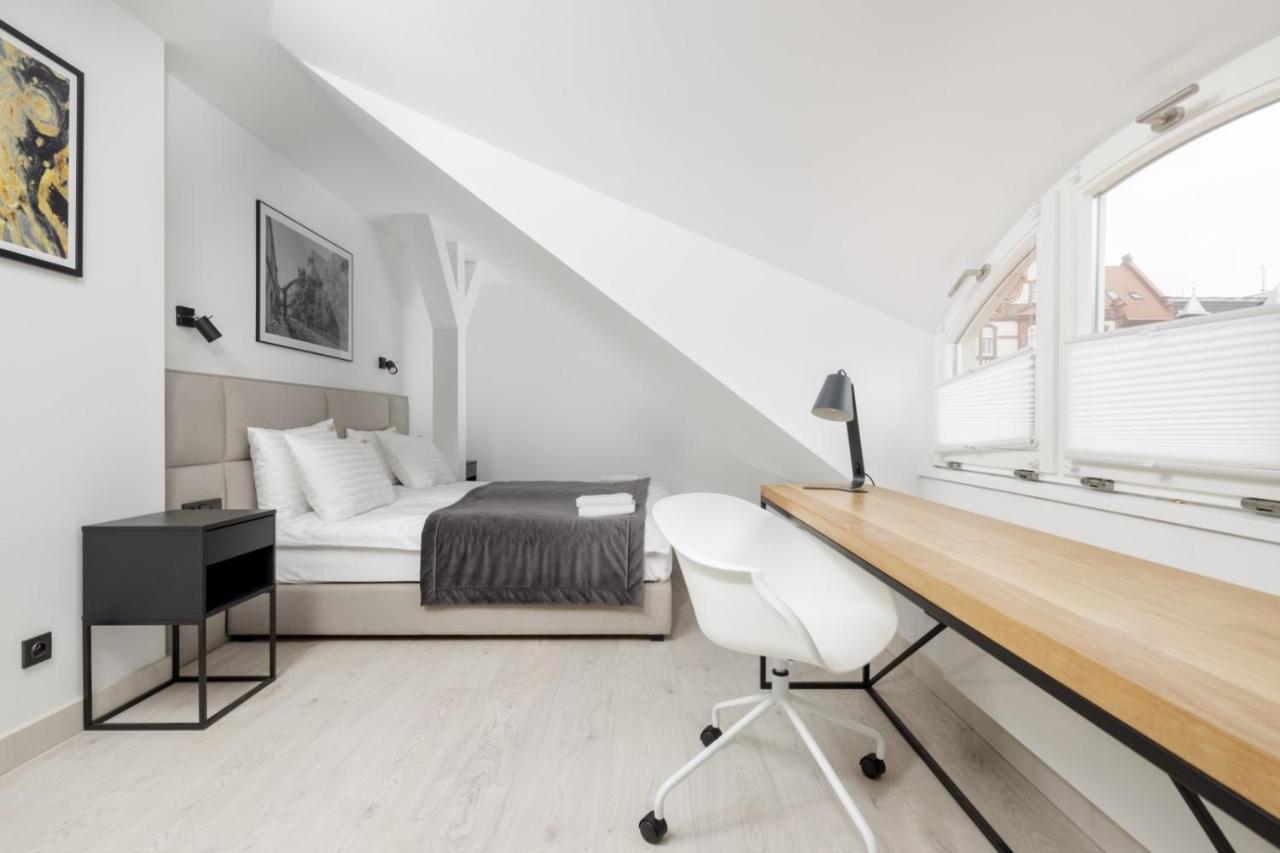 Apartamenty L11, Limanowskiego Познан Екстериор снимка